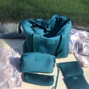 Dagne Dover Landon Medium and Hunter large in Palm